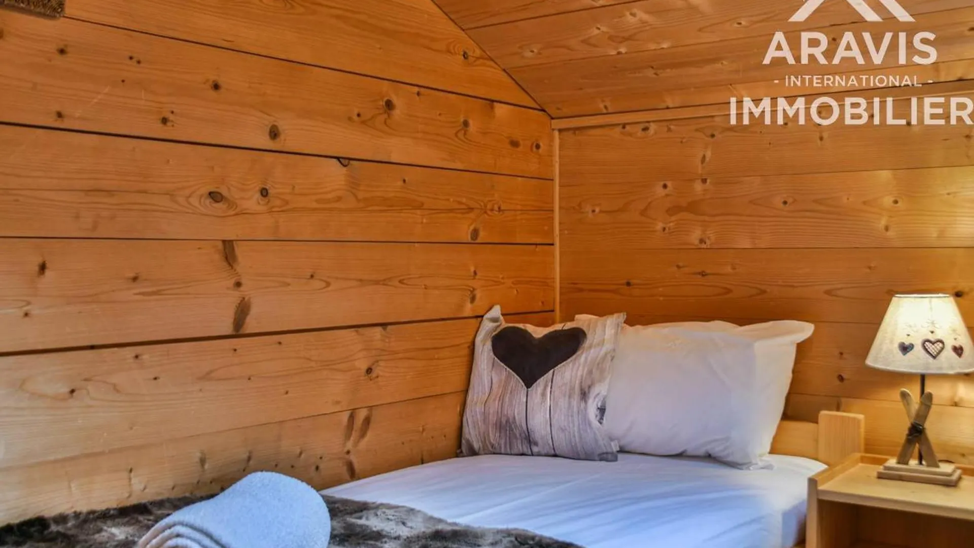 Chalet Le Grand-Bornand, 8 pièces, 16 personnes - FR-1-391-33